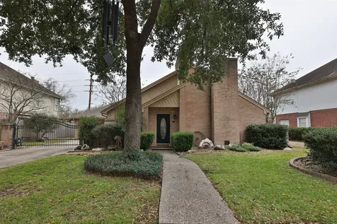 6702 Seinfeld Court Houston TX 77069