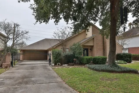6702 Seinfeld Court Houston TX 77069