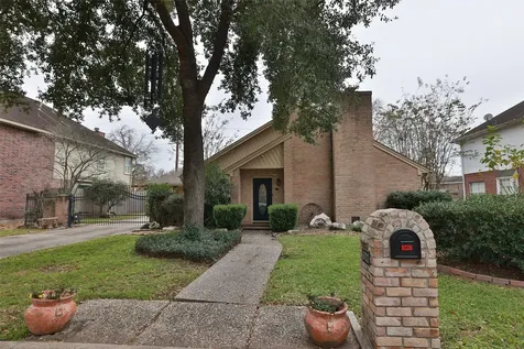 6702 Seinfeld Court Houston TX 77069