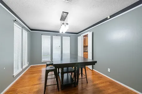 6702 Seinfeld Court Houston TX 77069