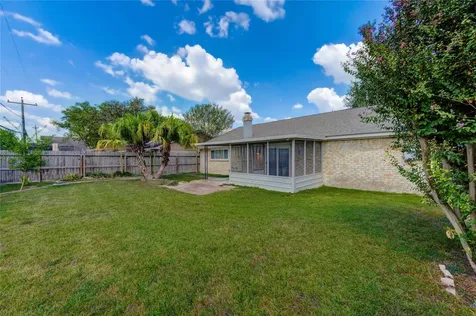 5711 Weeping Willow Road Houston TX 77092