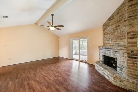 5711 Weeping Willow Road Houston TX 77092