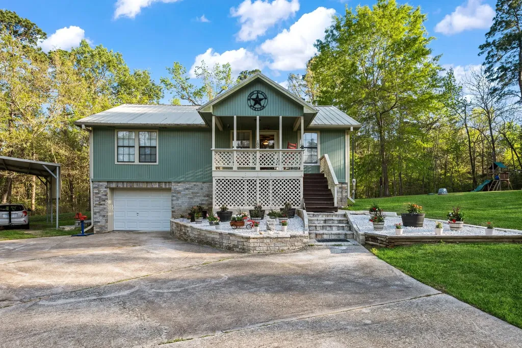 180 Heron Lane Coldspring TX 77331