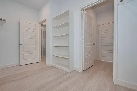 8913 Grovner Place Houston TX 77055