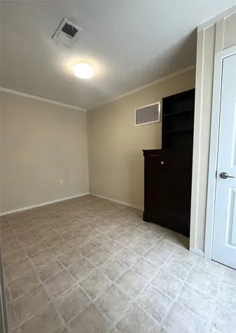 108C S 7th Street S C Highlands TX 77562