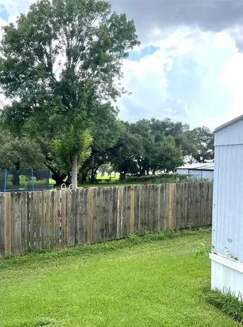 108C S 7th Street S C Highlands TX 77562