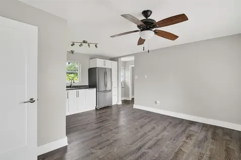 6832 Avenue I South Houston TX 77011