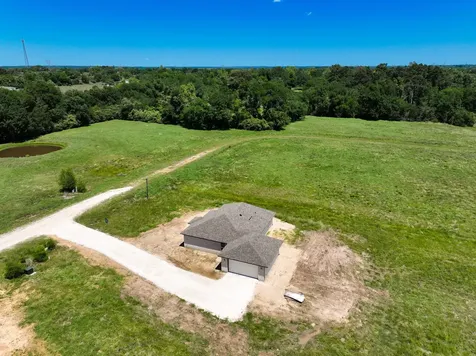 555 Pineview Circle Jewett TX 75846