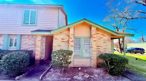 1927 Country Village Boulevard B Humble TX 77338