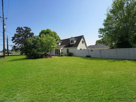 2503 Pansy Street Pasadena TX 77503