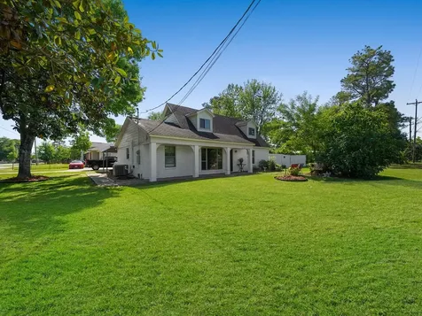 2503 Pansy Street Pasadena TX 77503