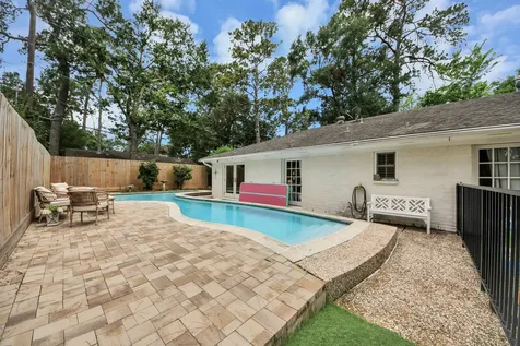 10115 Holly Springs Drive Houston TX 77042