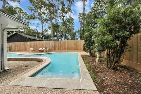 10115 Holly Springs Drive Houston TX 77042
