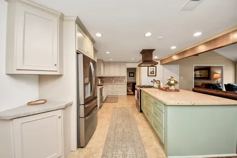 10115 Holly Springs Drive Houston TX 77042