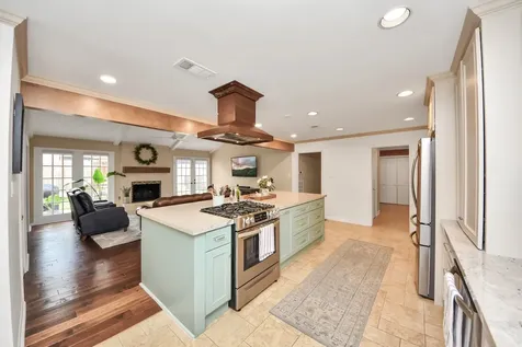 10115 Holly Springs Drive Houston TX 77042