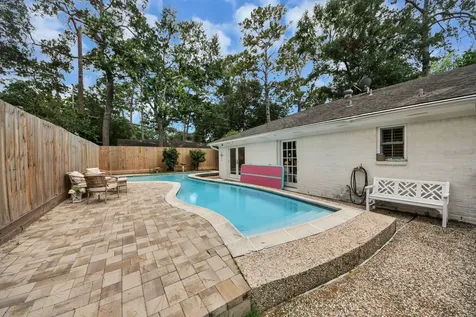 10115 Holly Springs Drive Houston TX 77042