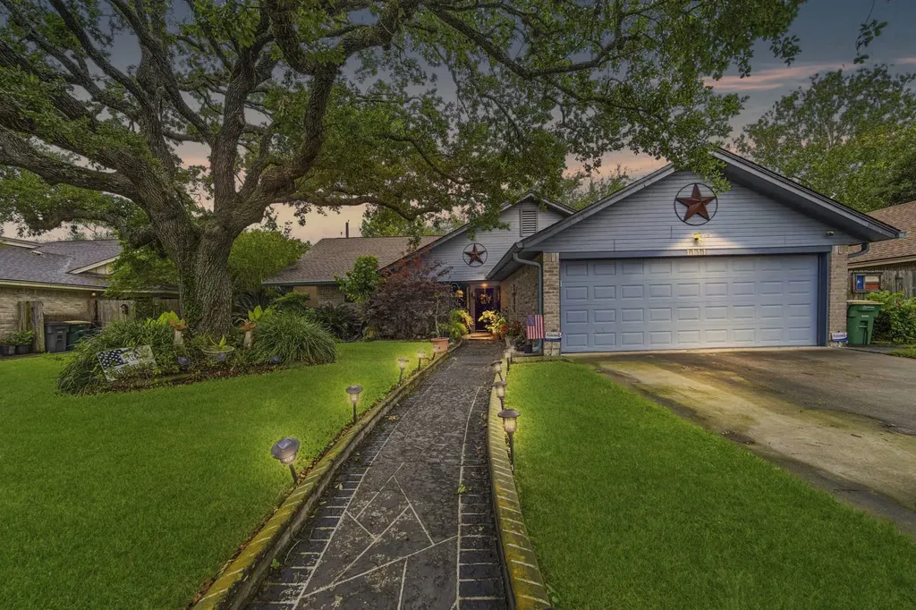 1111 Taos Drive Victoria TX 77904