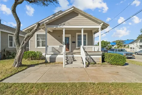 801 University Boulevard Galveston TX 77550