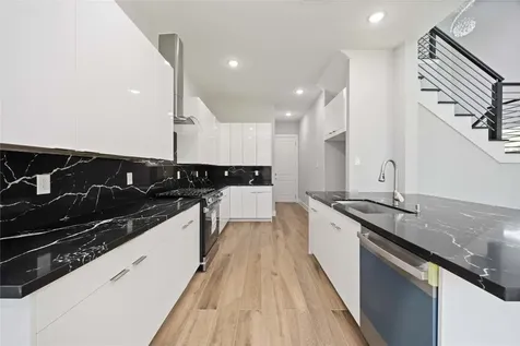 4923 Golden Forest Drive Houston TX 77091