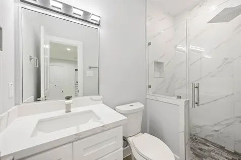 4923 Golden Forest Drive Houston TX 77091
