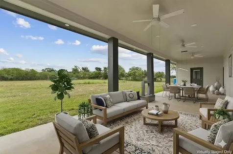 1900 Lezak Road Sealy TX 77474