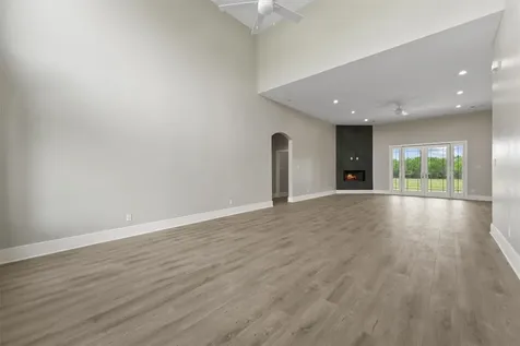 1900 Lezak Road Sealy TX 77474