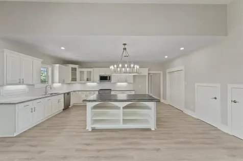 1900 Lezak Road Sealy TX 77474