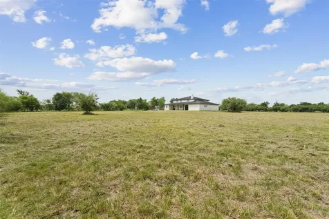 1900 Lezak Road Sealy TX 77474