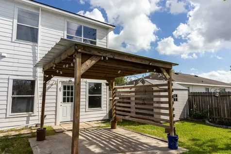 9515 Amberjack Drive Texas City TX 77591
