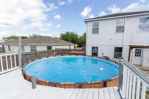 9515 Amberjack Drive Texas City TX 77591