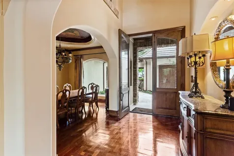 11703 Empress Oaks Court Houston TX 77082
