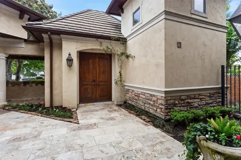 11703 Empress Oaks Court Houston TX 77082