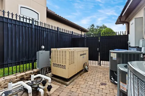 11703 Empress Oaks Court Houston TX 77082