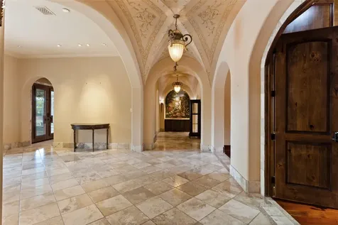 11703 Empress Oaks Court Houston TX 77082
