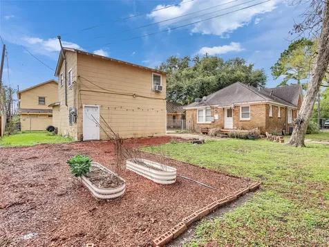 1411 Lawson Street Houston TX 77023