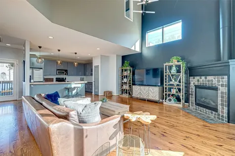 4308 Lillian Street A Houston TX 77007