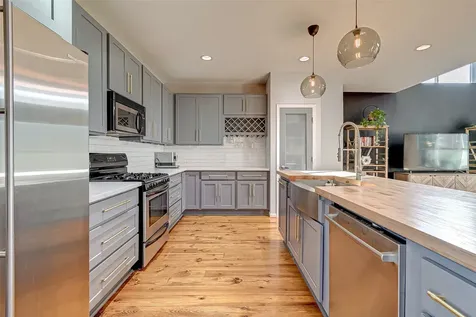 4308 Lillian Street A Houston TX 77007