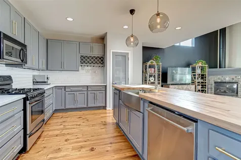 4308 Lillian Street A Houston TX 77007
