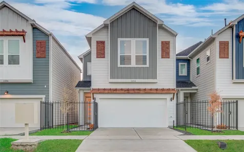 1054 Mansfield Street Houston TX 77091