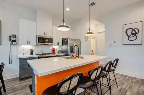 1054 Mansfield Street Houston TX 77091