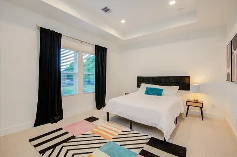 1054 Mansfield Street Houston TX 77091