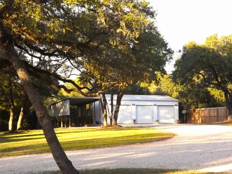 4443 Highway 90 Alleyton TX 78935