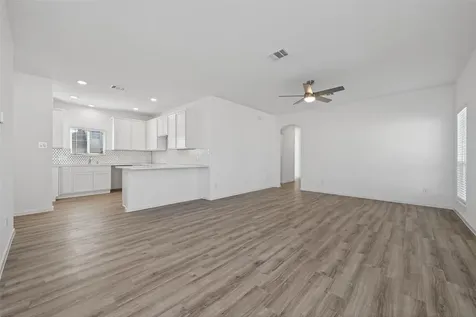 9718 Enclave Ridge Road Willis TX 77318