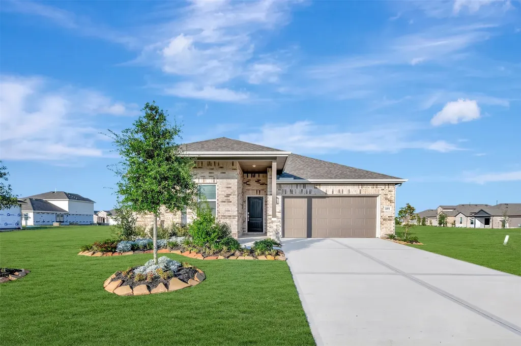 693 Daniels Lake Lane Dayton TX 77535