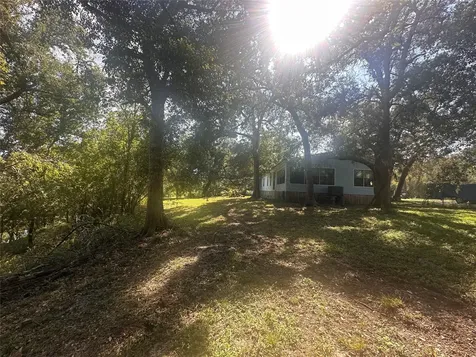 612 Byrd Salyer Road Bay City TX 77414