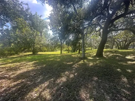 612 Byrd Salyer Road Bay City TX 77414
