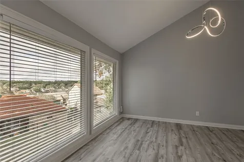 658 Cherry Hills Huntsville TX 77340