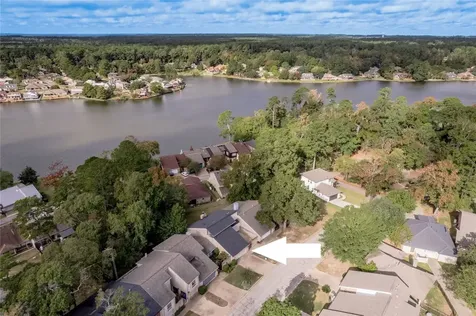 658 Cherry Hills Huntsville TX 77340