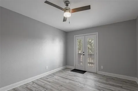 658 Cherry Hills Huntsville TX 77340