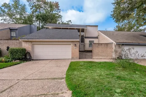 658 Cherry Hills Huntsville TX 77340